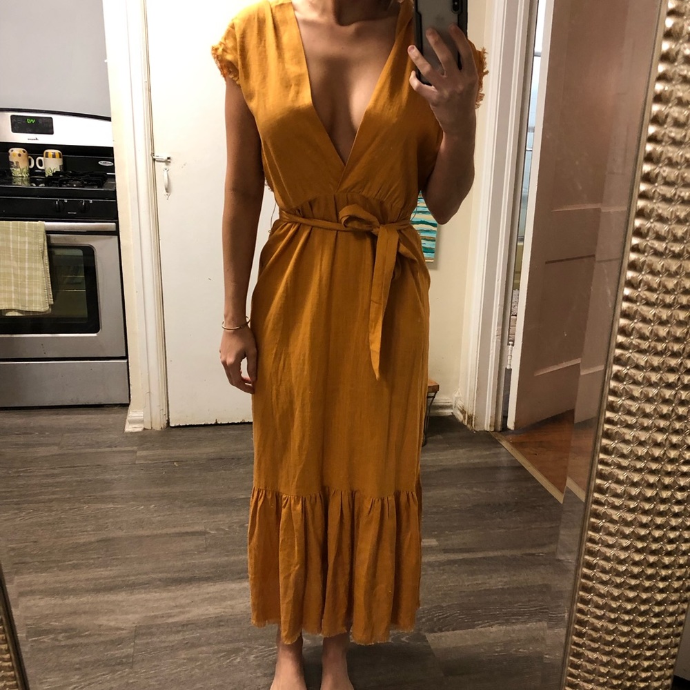 NWOT somedays lovinn mustard maxi dress